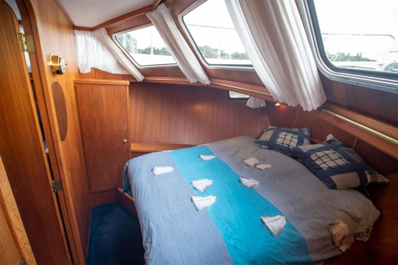 Hotel Vedette Hollandaise De 13 M Pour Sejour Insolite à Nivillac Extérieur photo