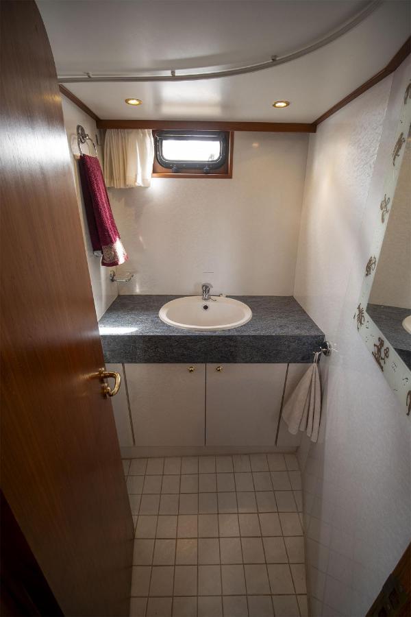 Hotel Vedette Hollandaise De 13 M Pour Sejour Insolite à Nivillac Extérieur photo