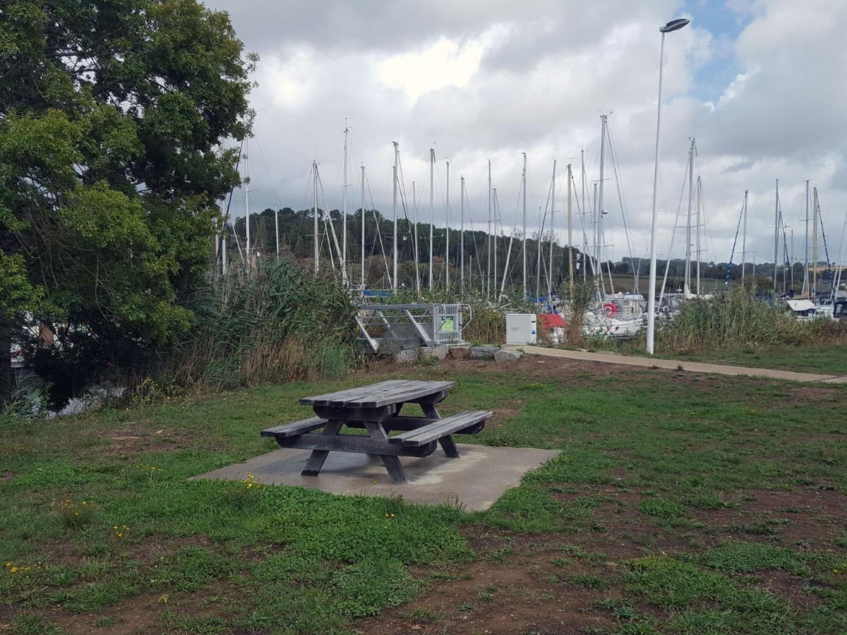 Hotel Vedette Hollandaise De 13 M Pour Sejour Insolite à Nivillac Extérieur photo